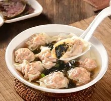 Seaweed and Pork Dumplings