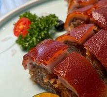 Charcoal-Roasted Crispy Pork with Rice