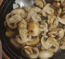 Black Pepper Stir-fried Mushrooms