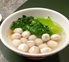 Hand-Beaten Pork Meatball Soup