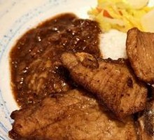 Five-Spice Pork Ribs with Meat Sauce Rice