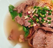 Clear Soup Beef Noodles