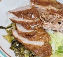 Pork Trotter and Meat Roll Rice