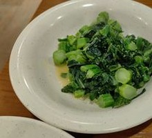 Garlic Butter Stir-Fried Cabbage