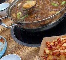 酱香牛杂煲