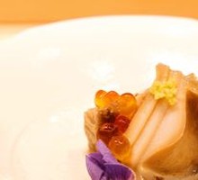 Steamed Abalone with Liver Pâté in Sake
