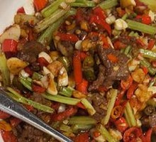 Stir-fried Fresh Wagyu Beef with Vegetables