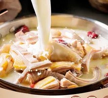 Medicinal Pepper Pork Stomach Chicken Soup