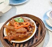 Baihe Sauce Chicken Feet