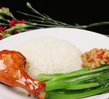 Soy Sauce Chicken Leg Rice