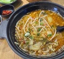 Sour Cabbage Noodles