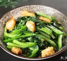 Stir-fried Seasonal Vegetables with Country Pork Cracklings