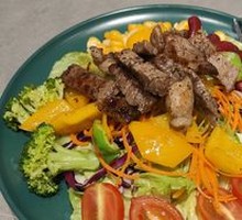 Prime Rib Eye Steak with Brown Rice Bowl