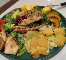 Roasted Apple Chicken with Kale
