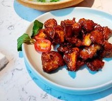 Six Aunt's Yellow Skin Pork Ribs