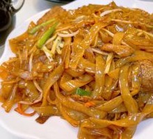 Dry-Fried Beef Rice Noodles