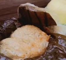 Stuffed glutinous rice chicken