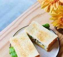 Tuna Sandwich