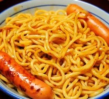 Crispy Sausage Carriage Noodles