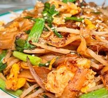 Stir-Fried Beef Rice Noodles