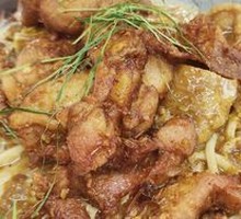 Satay Spiced Chicken Lo Mein
