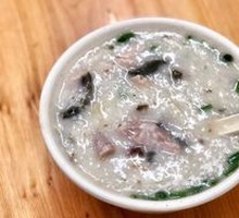 皮蛋肉粥