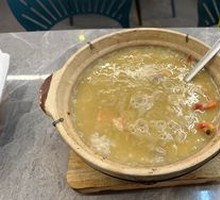 Fresh Shrimp and Pork Rib Clay Pot Rice Porridge