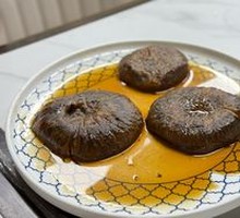 Shrimp Braised with Mushroom in Oil