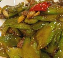 Bitter Melon Stir-Fried with Beef