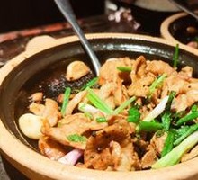 Stir-fried Pork Neck with Sound