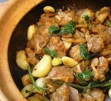Stir-fry Pork Belly and Spare Ribs Pot
