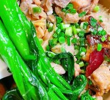 Spare Ribs and Chicken Claypot Rice