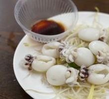 Steamed Squid Rings