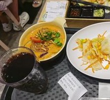 Brother One Curry Chicken Rice