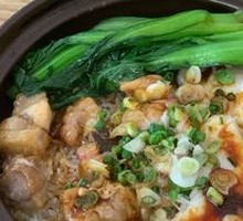 Braised Carp Belly Claypot Rice