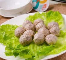 Beef tendon meatballs
