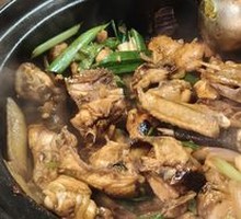 Stir-Fried Fruit Garden Chicken Pot