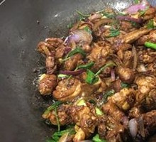 Dry-Braised Chicken Pot