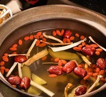 Classic Wuzhi Mao Tao Broth