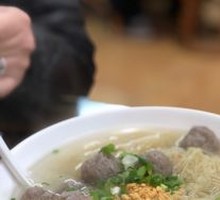Beef Tendon Meatball Noodles