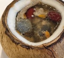 Whole Coconut Stewed Bamboo Chicken