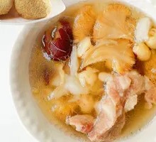Braised Chicken Feet with Hedgehog Mushroom and Chinese Yam