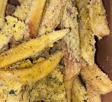 Signature Golden Cheese Shake Fries
