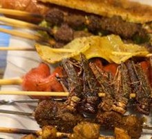 Charcoal-grilled fatty edge