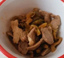 Sautéed Pork Slices with Pickled Mustard Stem