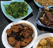 Meat and Egg Fried Rice Noodles