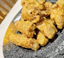 Salted Egg Yolk Chicken Wings