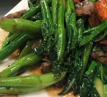 Stir-Fried Chicken Offal with Chinese Broccoli