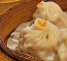 Soup-filled Steamed Buns