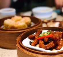 Sauce-Flavored Steamed Chicken Feet
